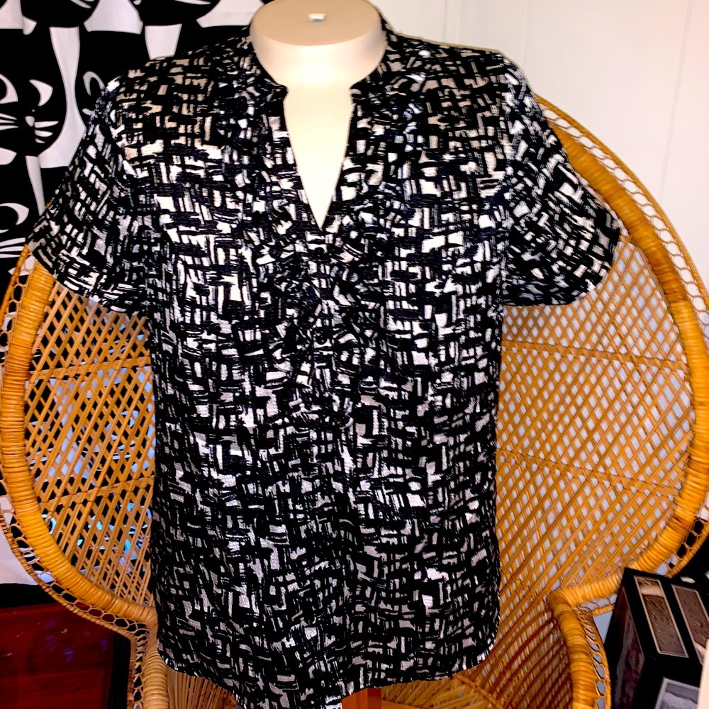 Lane Bryant ruffle front blouse